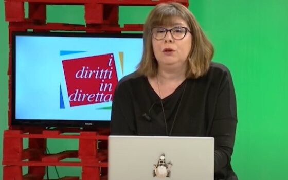 Cinzia Scagliarini presenta la trasmissione I Diritti in Diretta